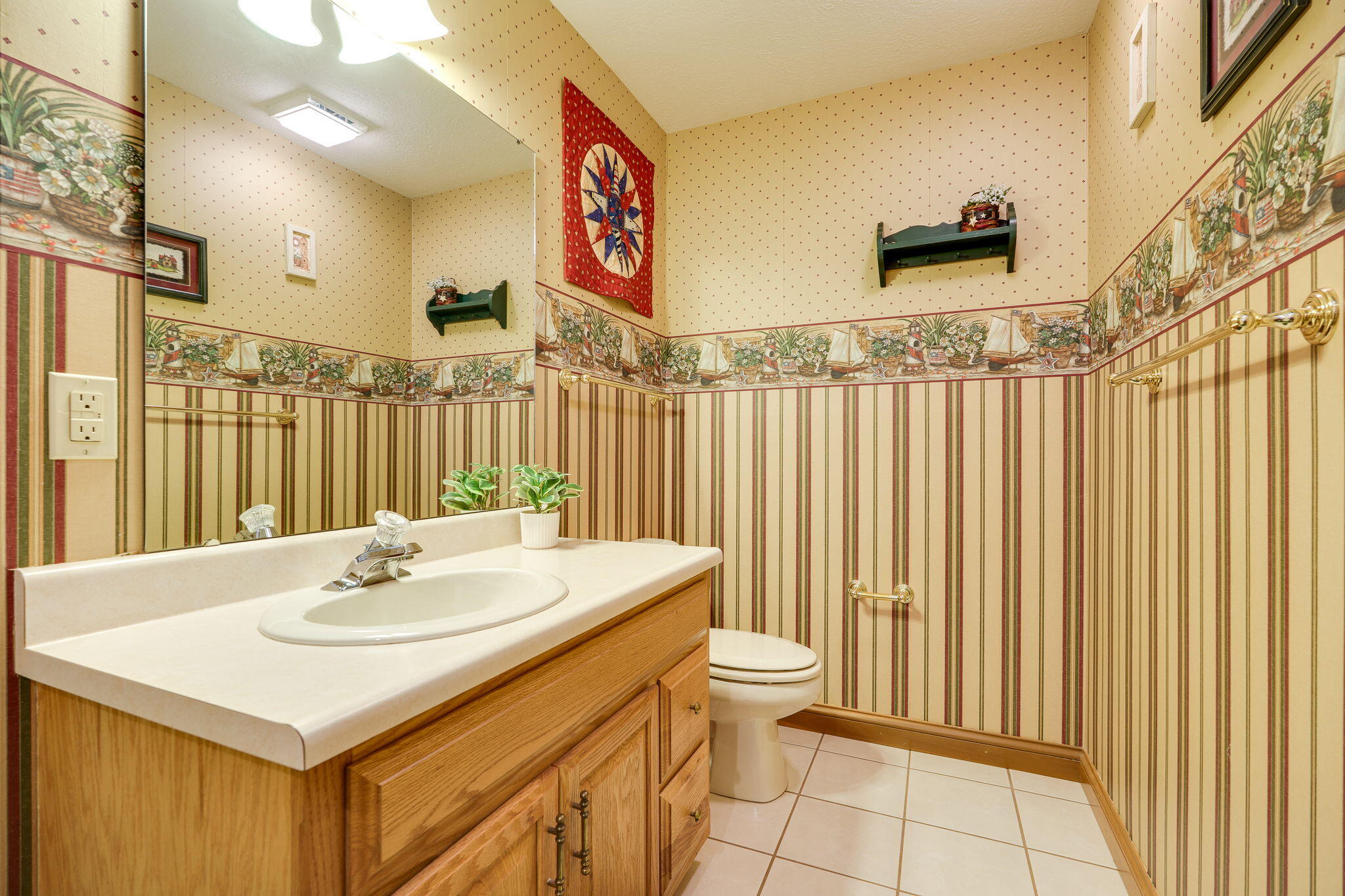 768 Stonehenge Drive, Tipp City, Ohio 45371