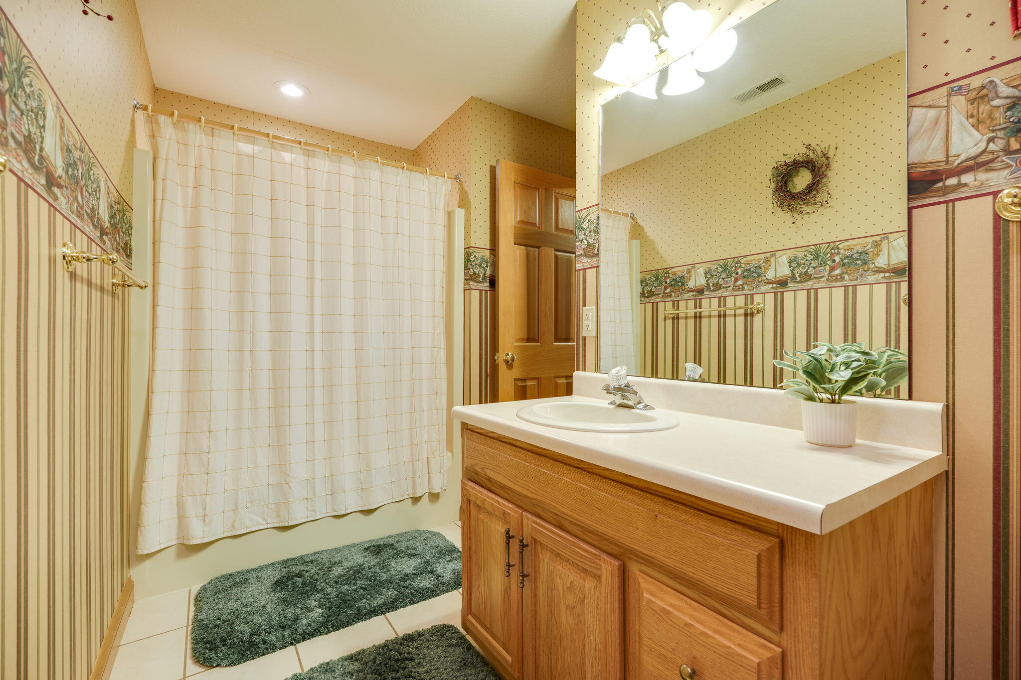 768 Stonehenge Drive, Tipp City, Ohio 45371