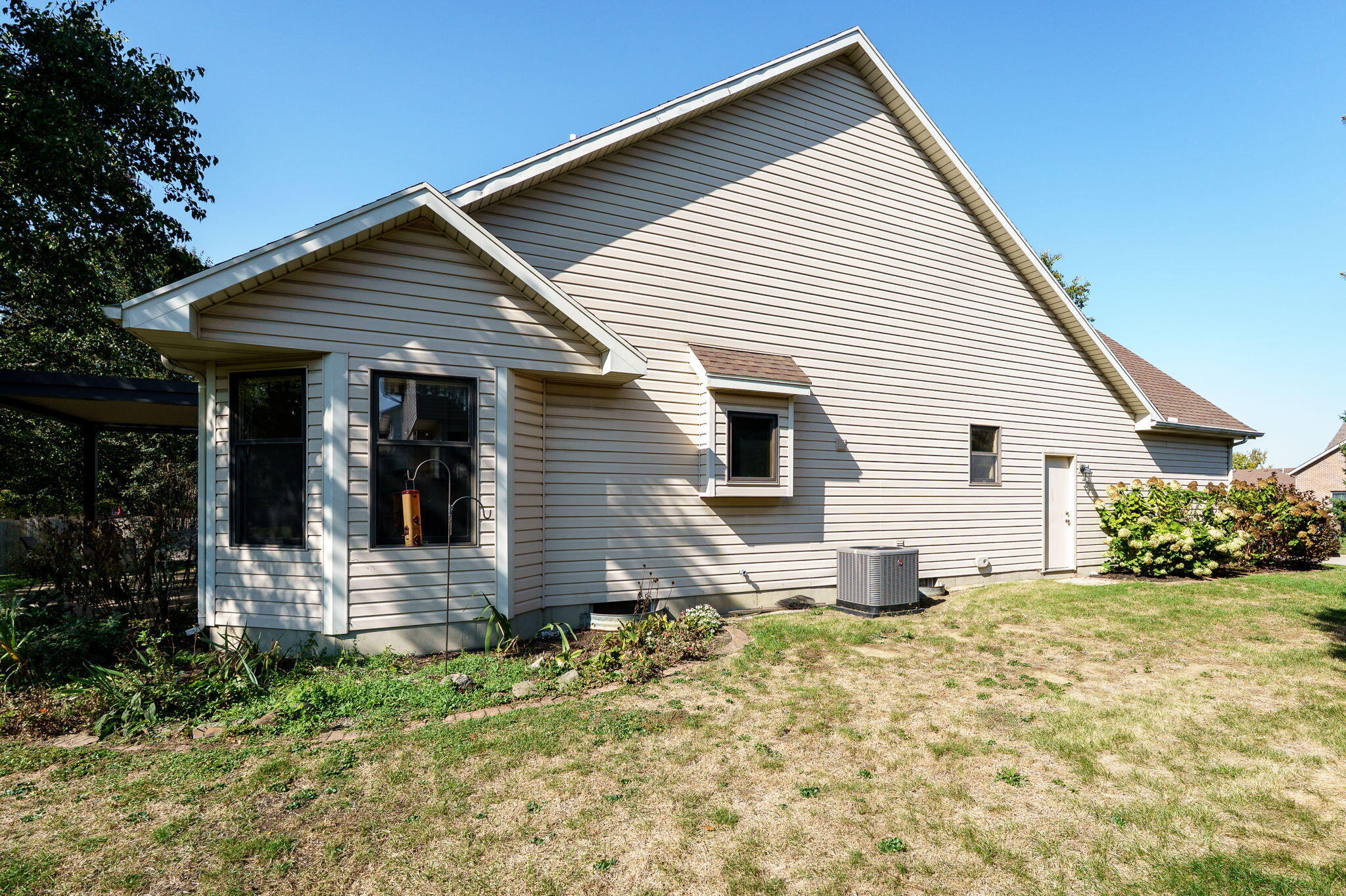 768 Stonehenge Drive, Tipp City, Ohio 45371