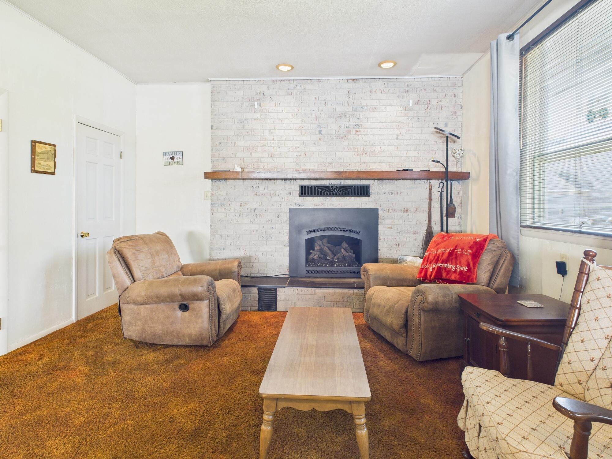 200 Jefferson, Pitsburg, Ohio 45358