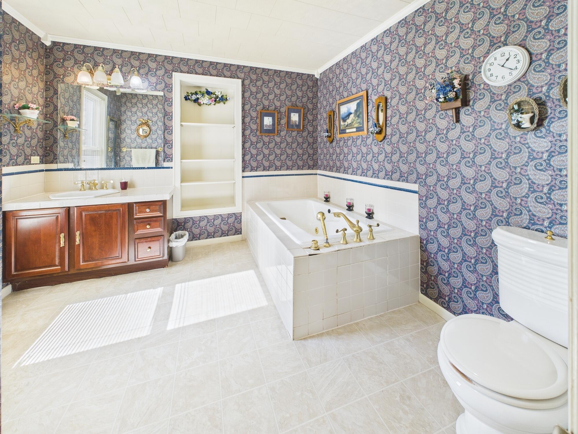 200 Jefferson, Pitsburg, Ohio 45358