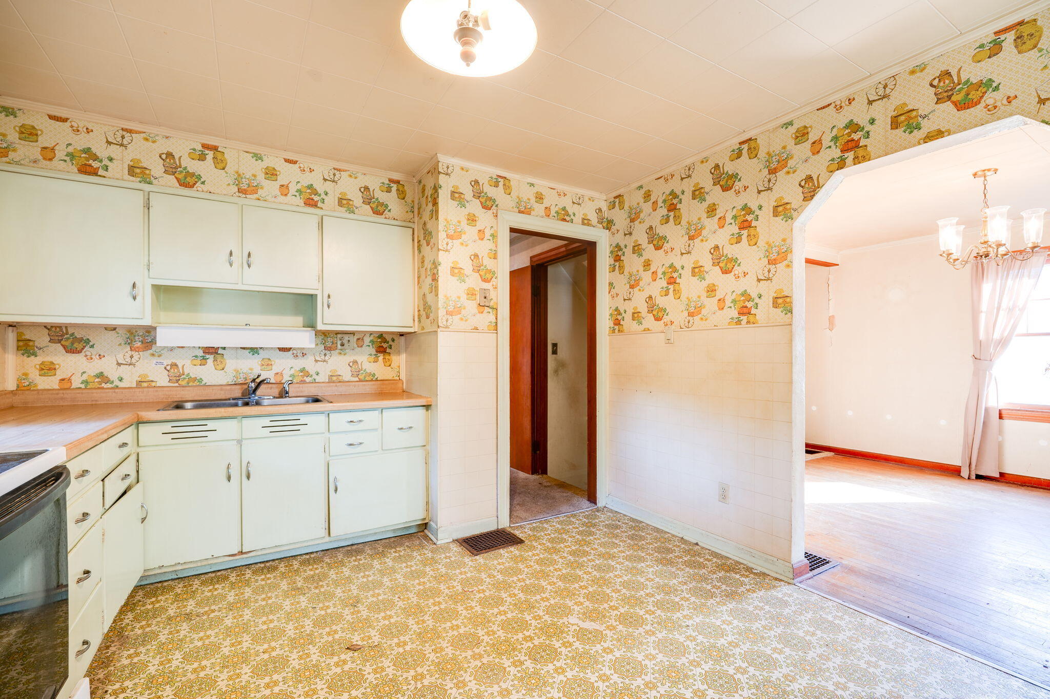 1407 Arlington Drive, Fairborn, Ohio 45324