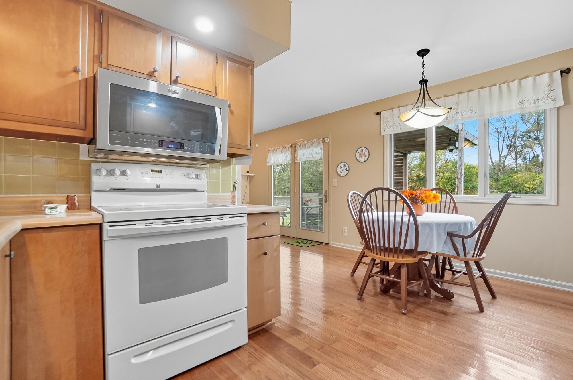 2073 Stowe Drive, Springfield, Ohio 45505