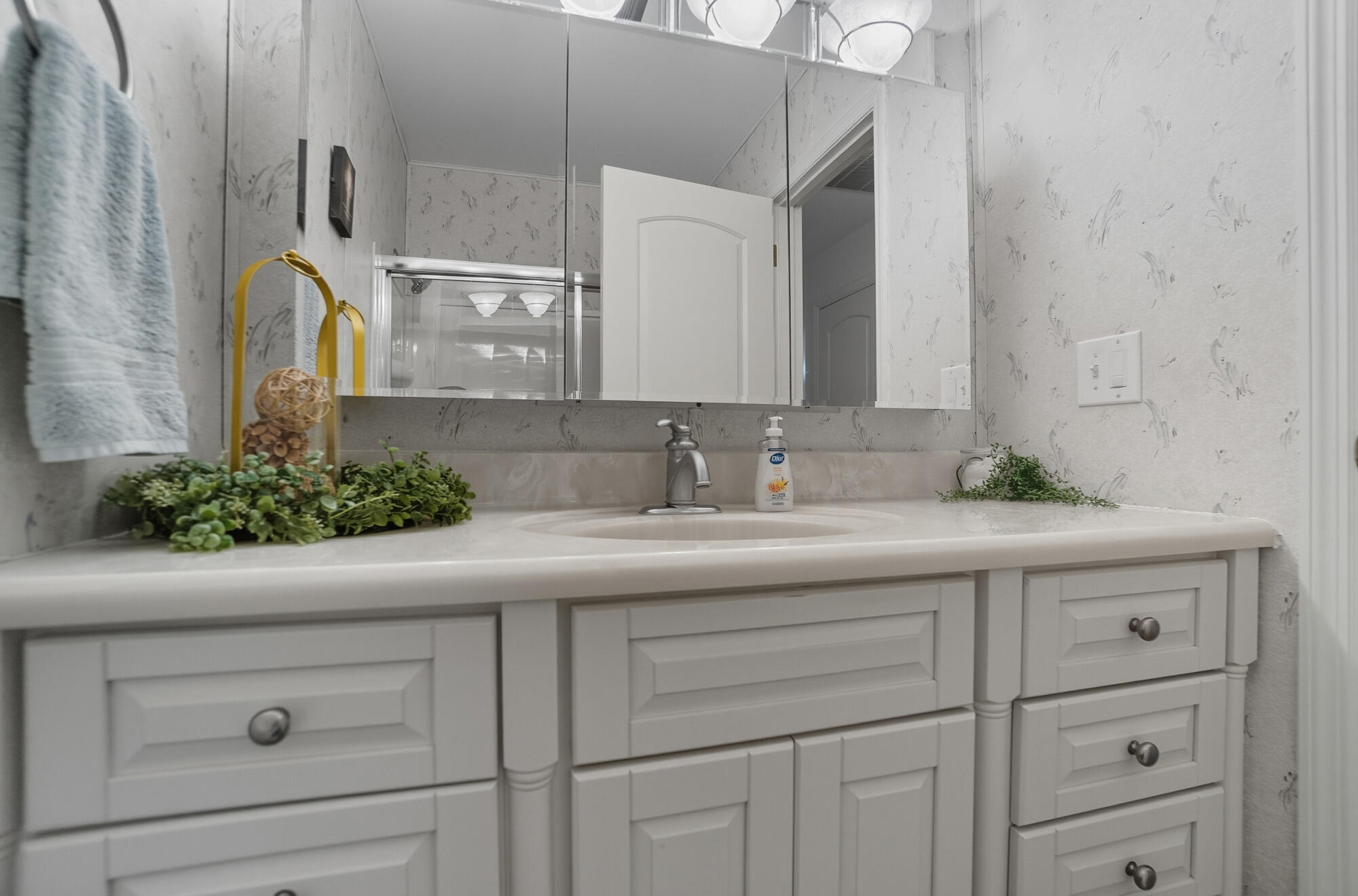 2073 Stowe Drive, Springfield, Ohio 45505