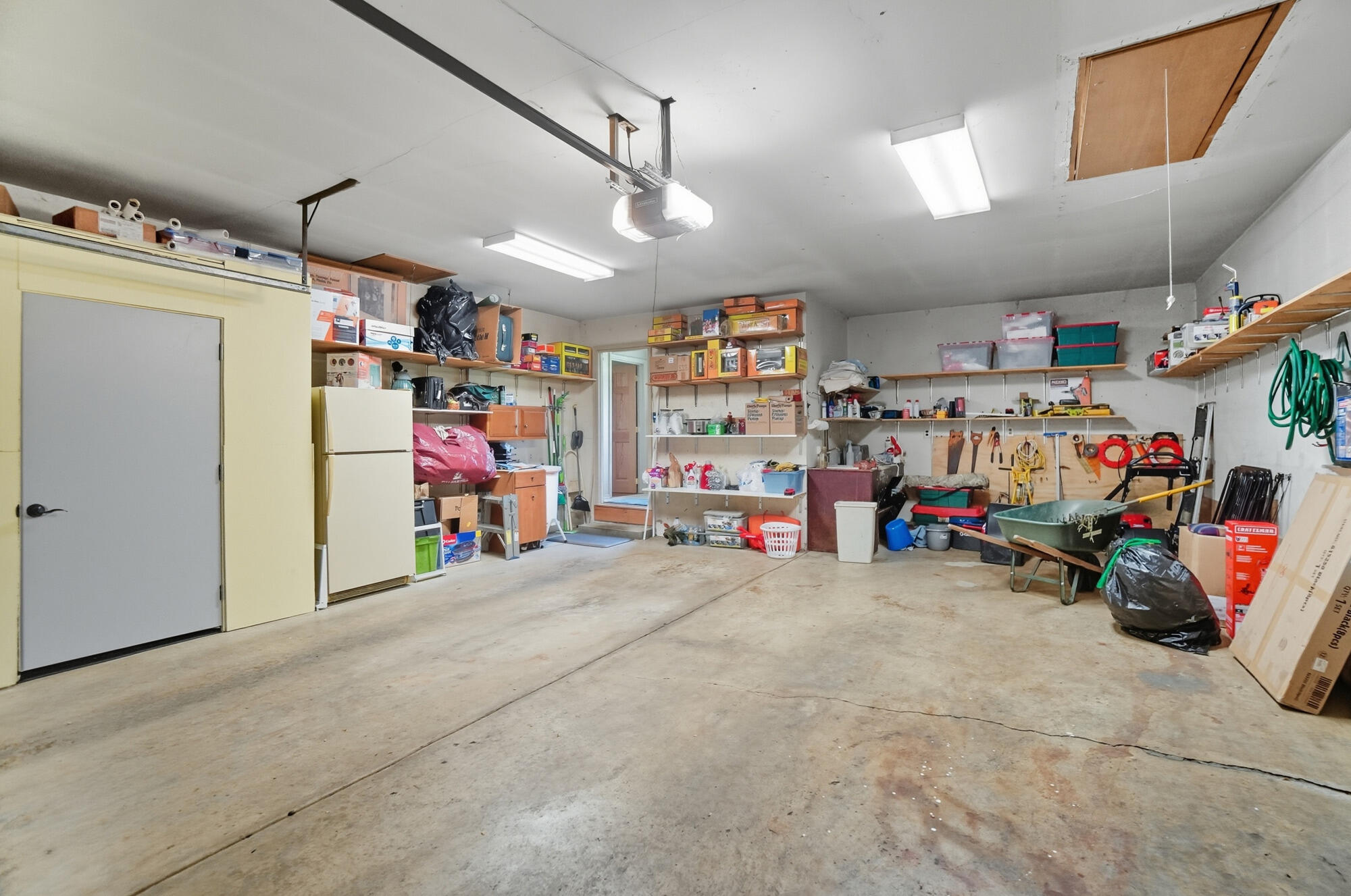 2073 Stowe Drive, Springfield, Ohio 45505