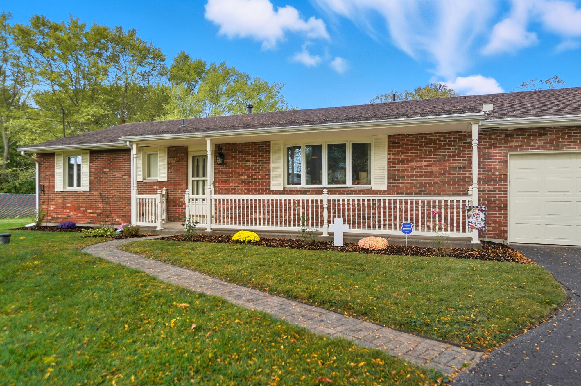 2073 Stowe Drive, Springfield, Ohio 45505