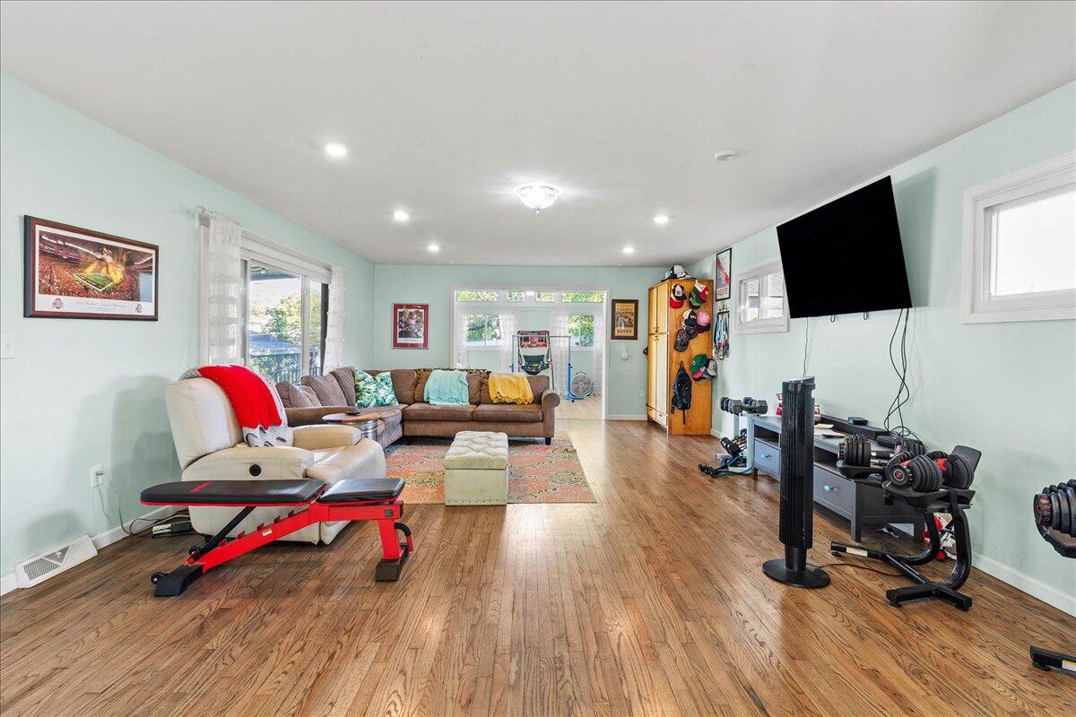 206 Lincoln Place, Urbana, Ohio 43078