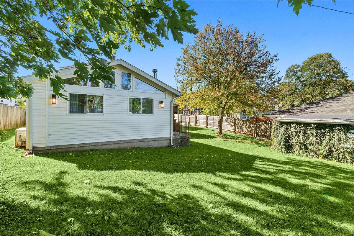 206 Lincoln Place, Urbana, Ohio 43078