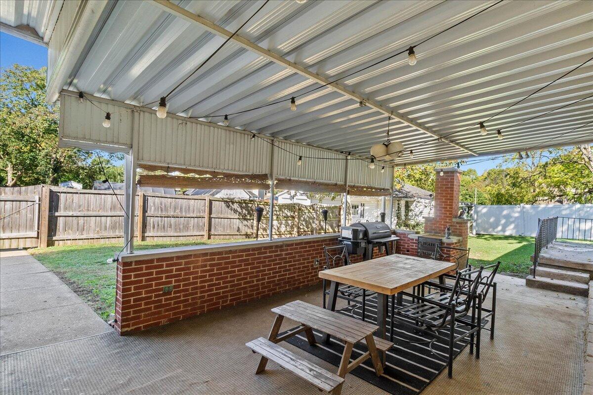 206 Lincoln Place, Urbana, Ohio 43078