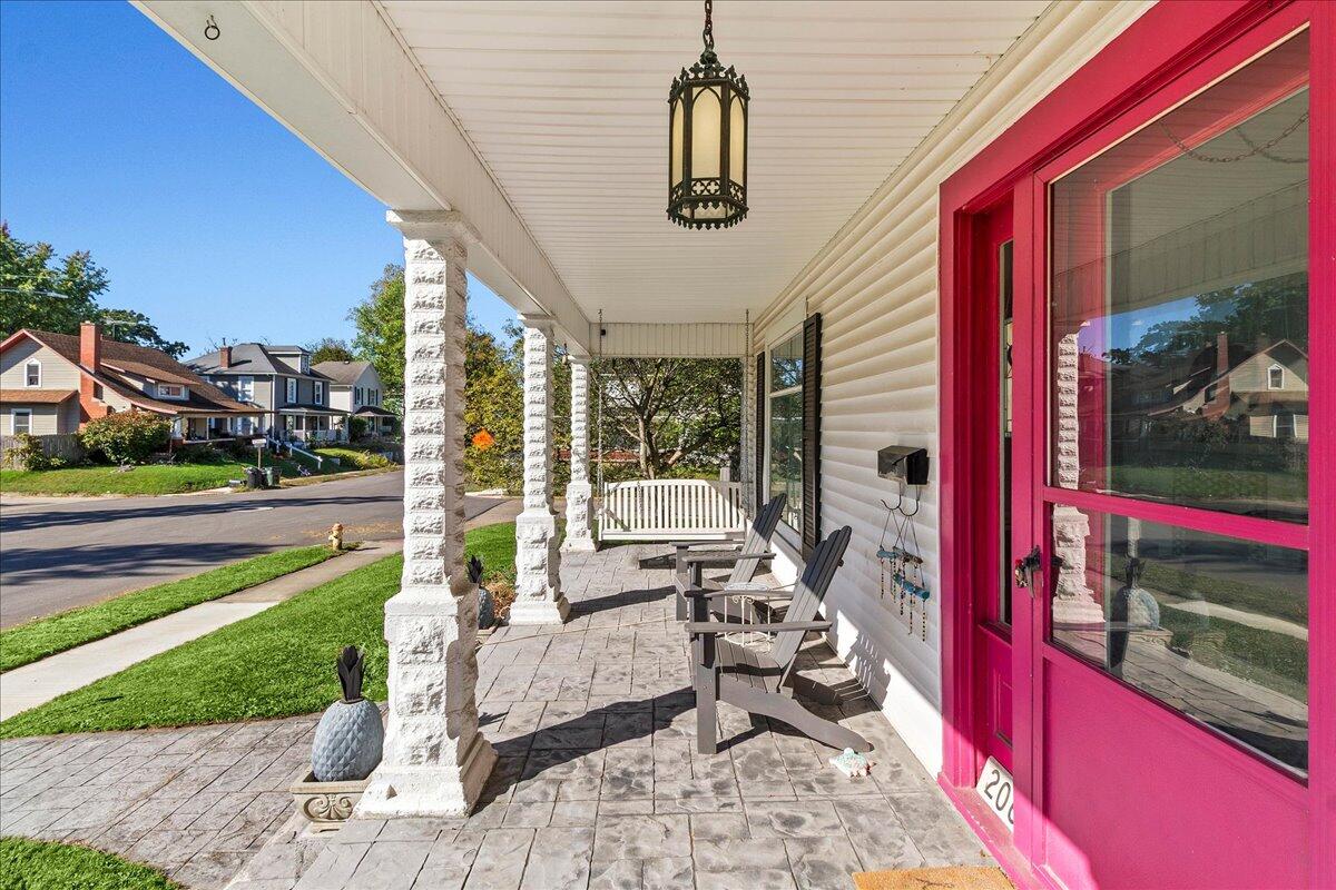 206 Lincoln Place, Urbana, Ohio 43078