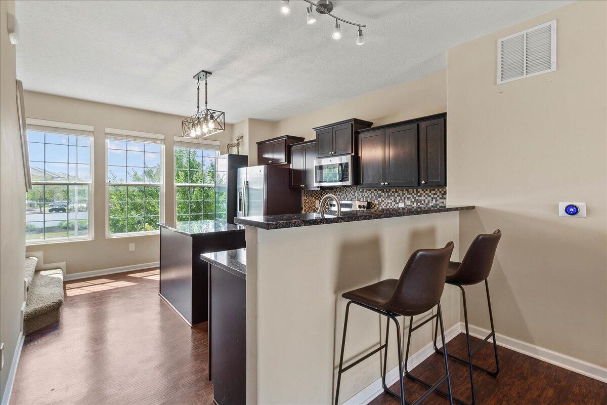 5726 Hayden Run Boulevard, Dublin, Ohio 43016
