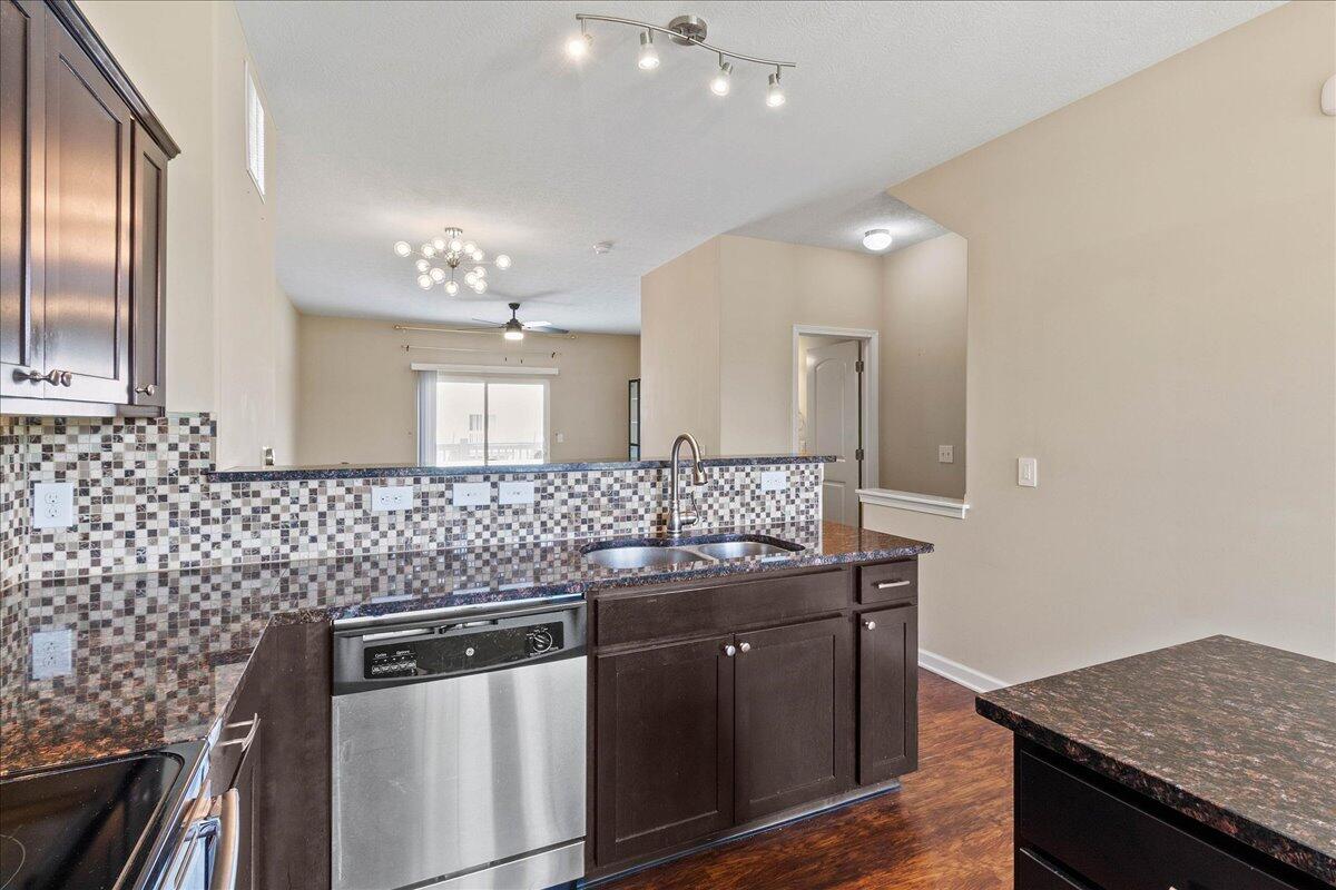 5726 Hayden Run Boulevard, Dublin, Ohio 43016