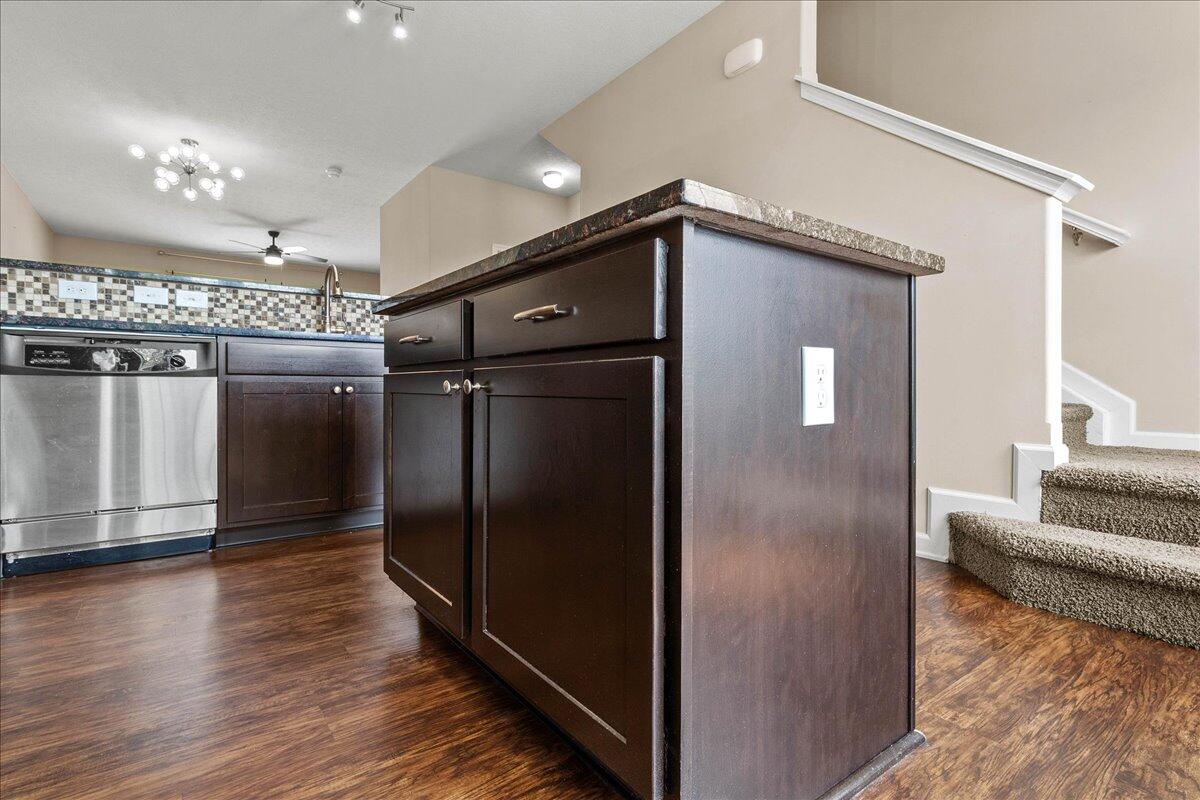 5726 Hayden Run Boulevard, Dublin, Ohio 43016