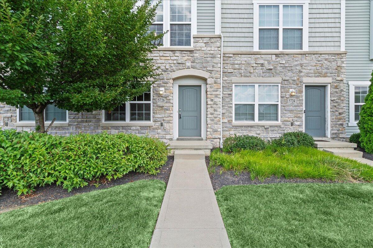 5726 Hayden Run Boulevard, Dublin, Ohio 43016