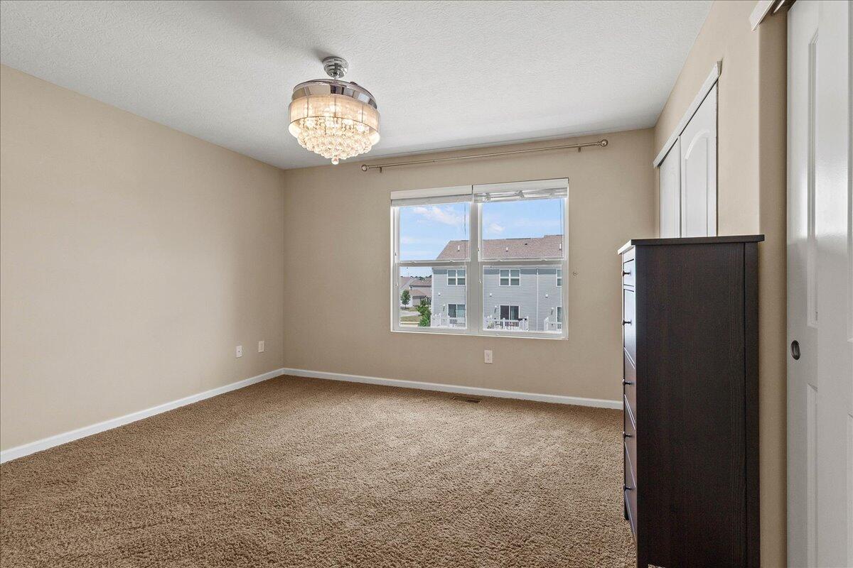 5726 Hayden Run Boulevard, Dublin, Ohio 43016