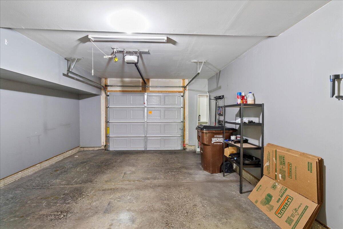 5726 Hayden Run Boulevard, Dublin, Ohio 43016