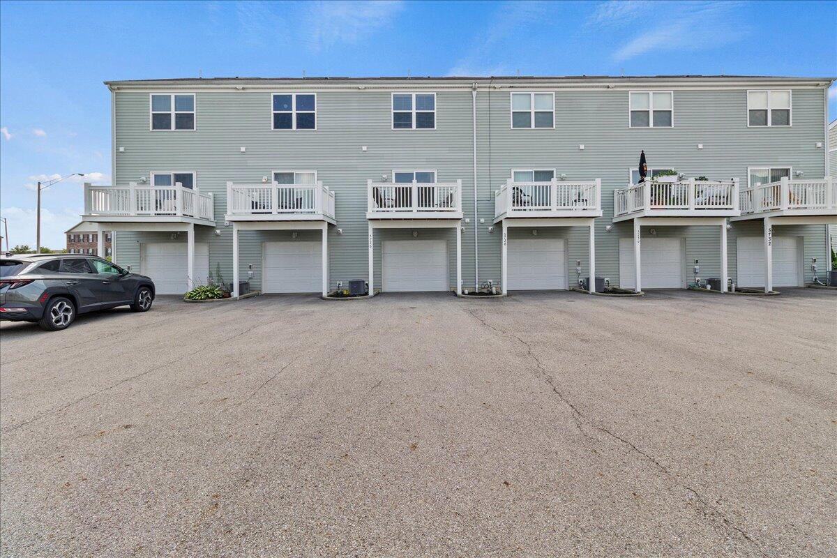5726 Hayden Run Boulevard, Dublin, Ohio 43016