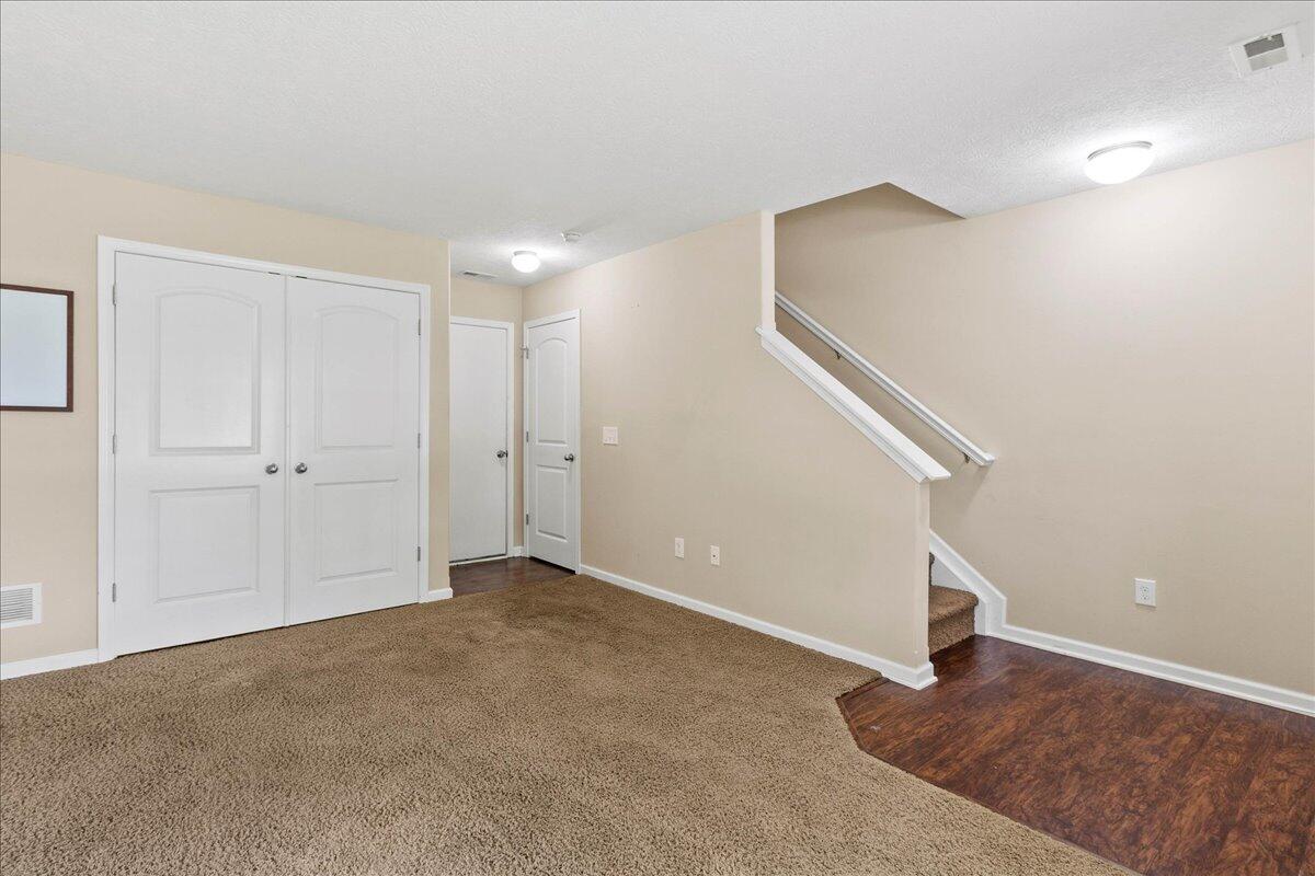 5726 Hayden Run Boulevard, Dublin, Ohio 43016