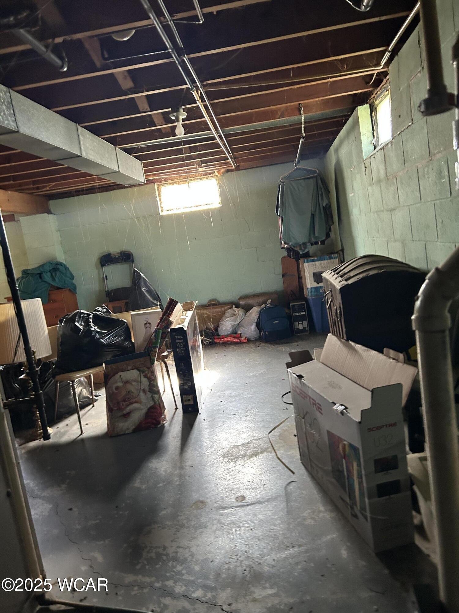 2225 Cable Road, Lima, Ohio