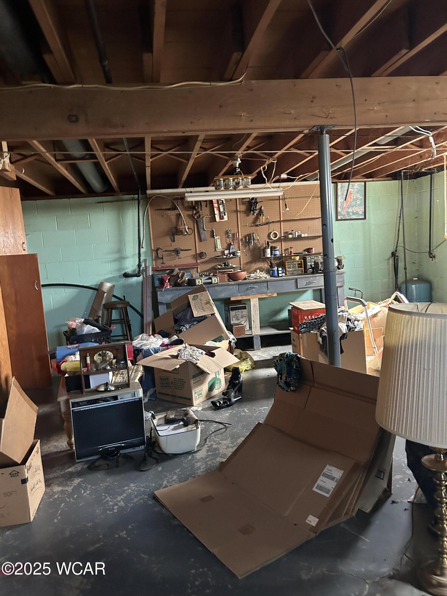 2225 Cable Road, Lima, Ohio