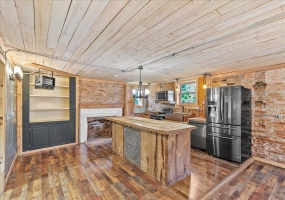 4765-4767 National Road, Springfield, Ohio 45505, 4 Bedrooms Bedrooms, ,2 BathroomsBathrooms,Residential,For Sale,National,1041965