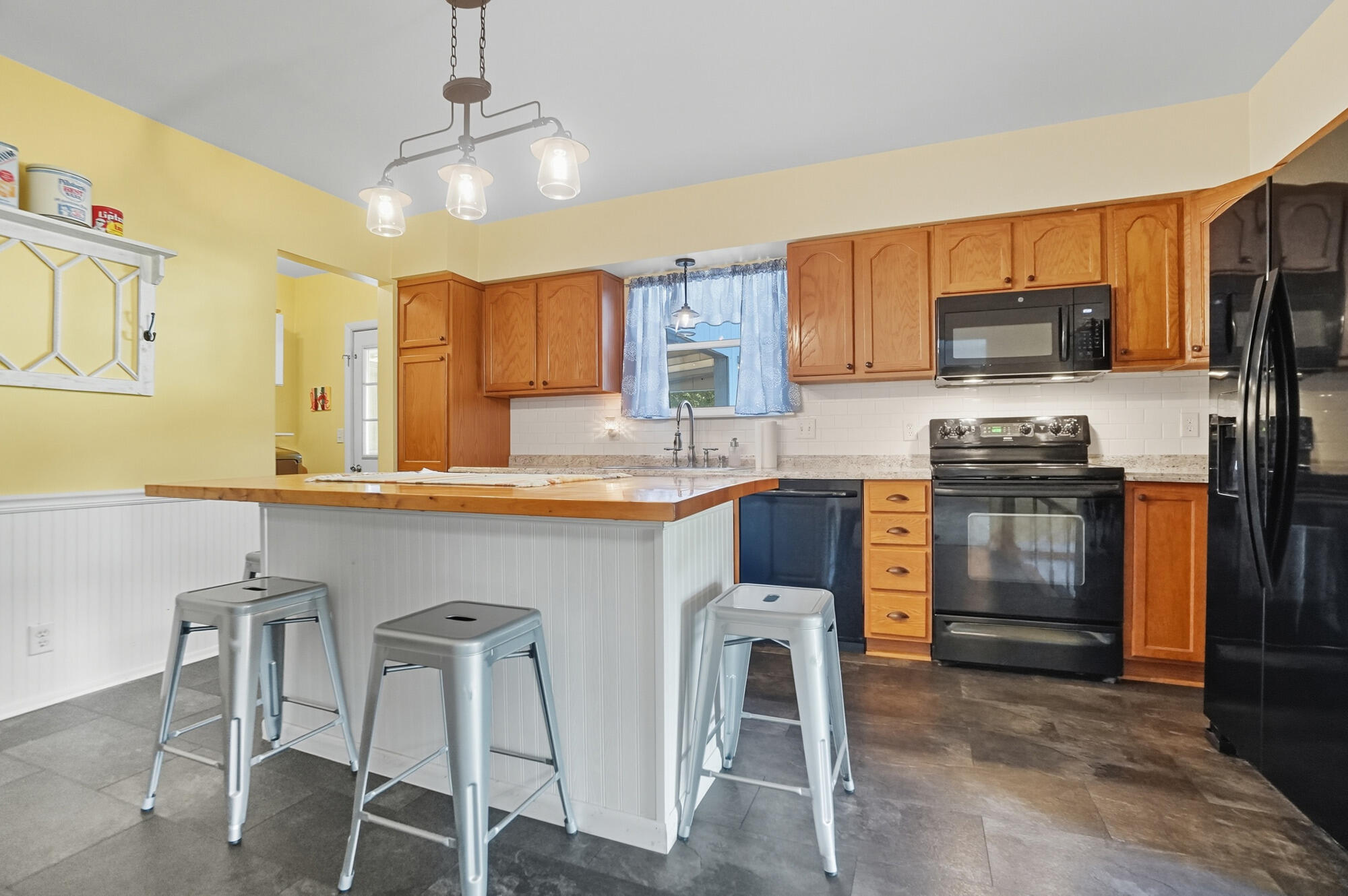 3131 Springfield Xenia Road, Springfield, Ohio 45506