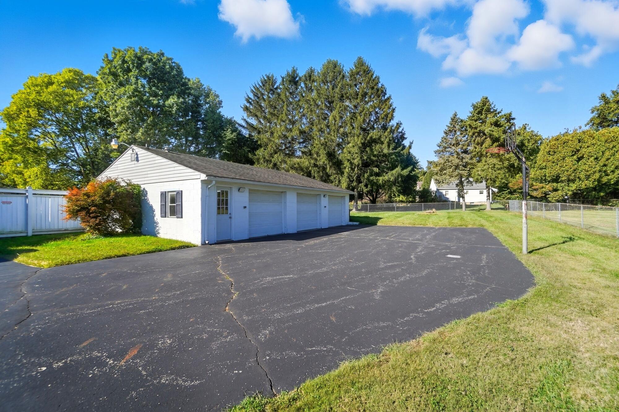 3131 Springfield Xenia Road, Springfield, Ohio 45506