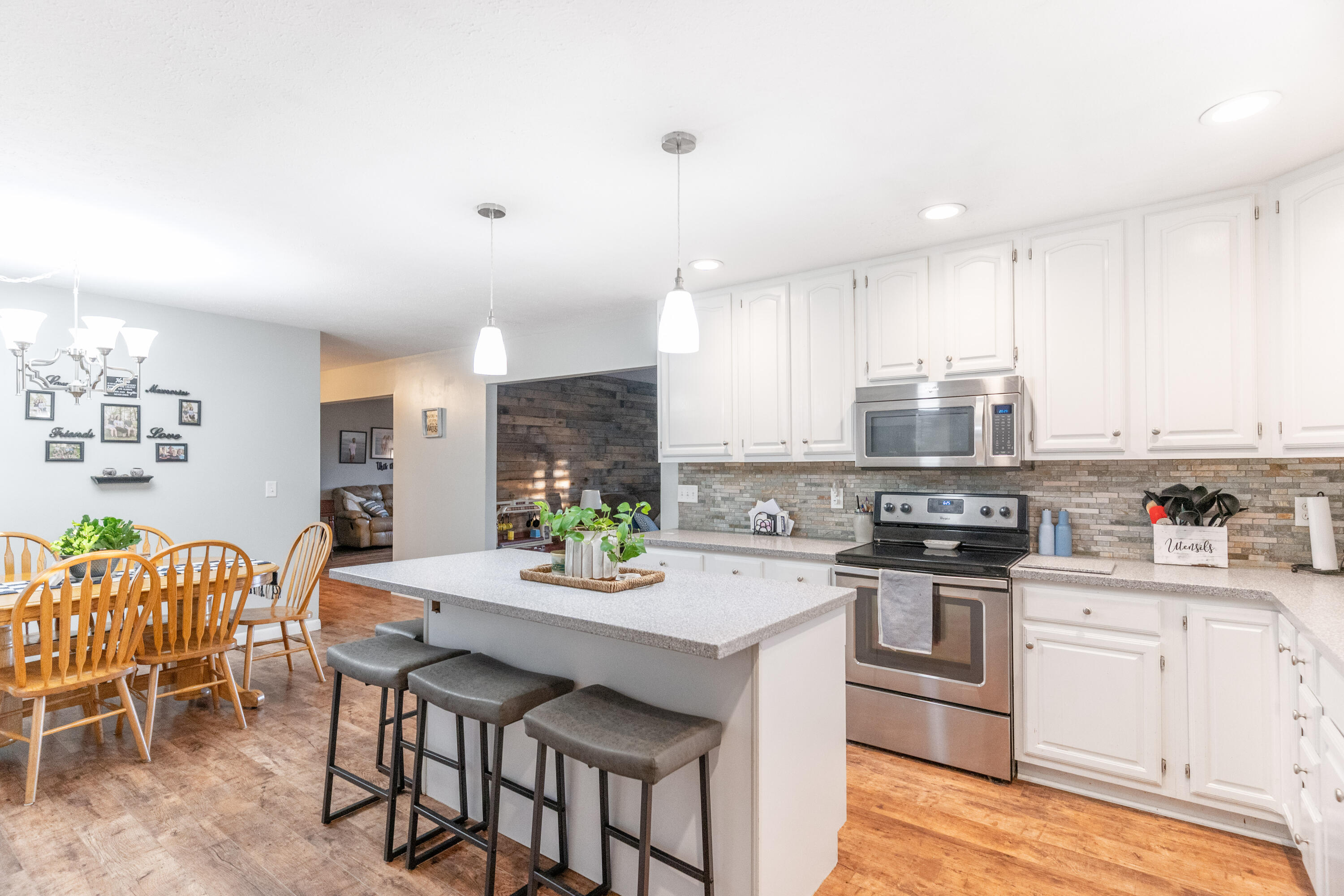 17188 Sharp Road, Sidney, Ohio 45365