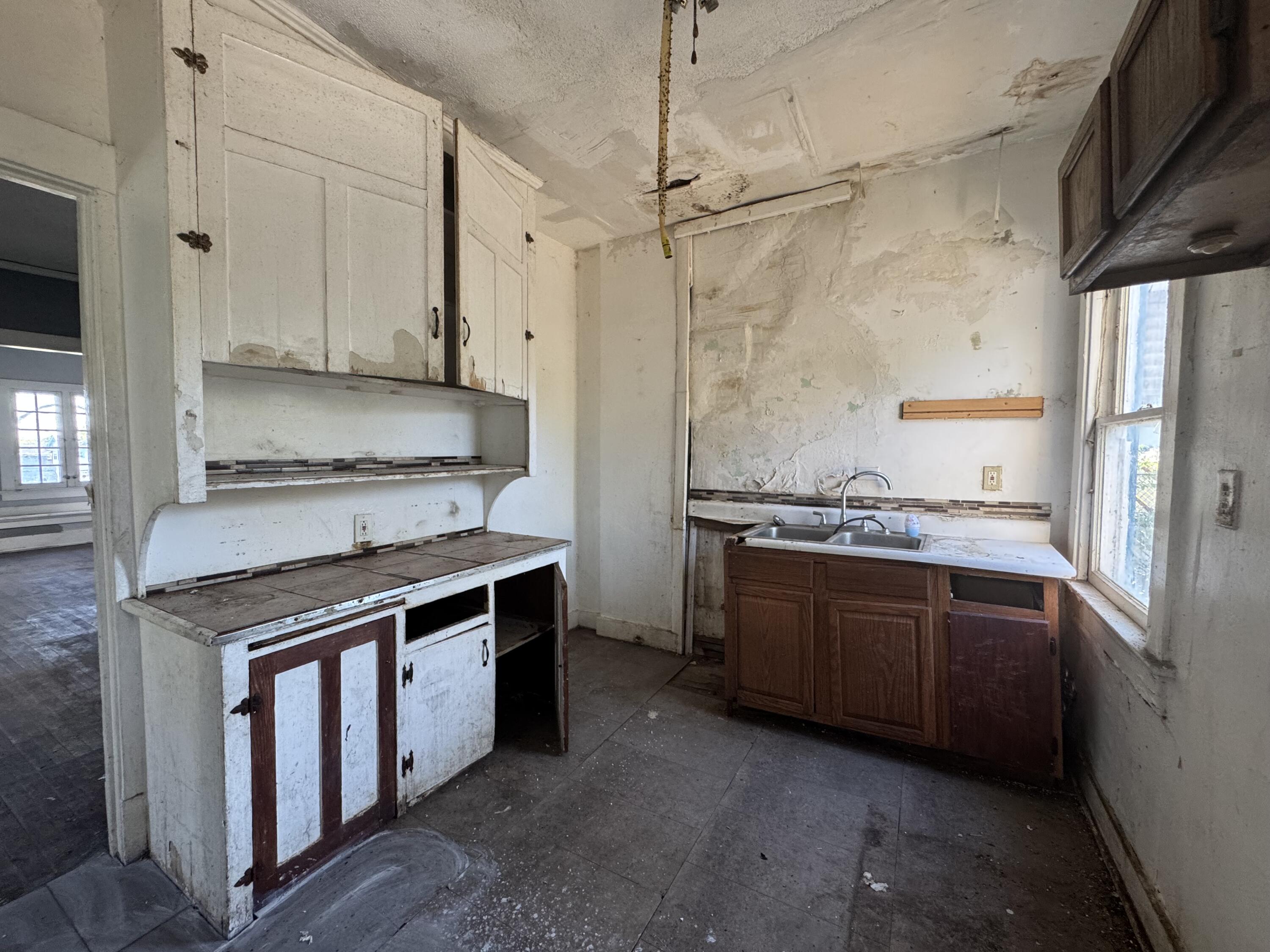1011 Manhattan Avenue, Dayton, Ohio 45406