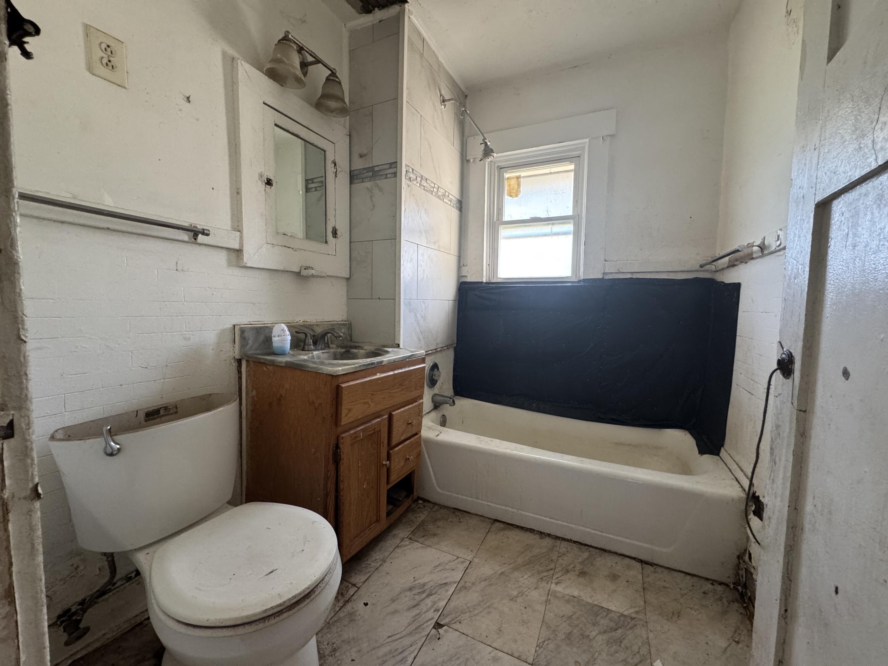 1011 Manhattan Avenue, Dayton, Ohio 45406