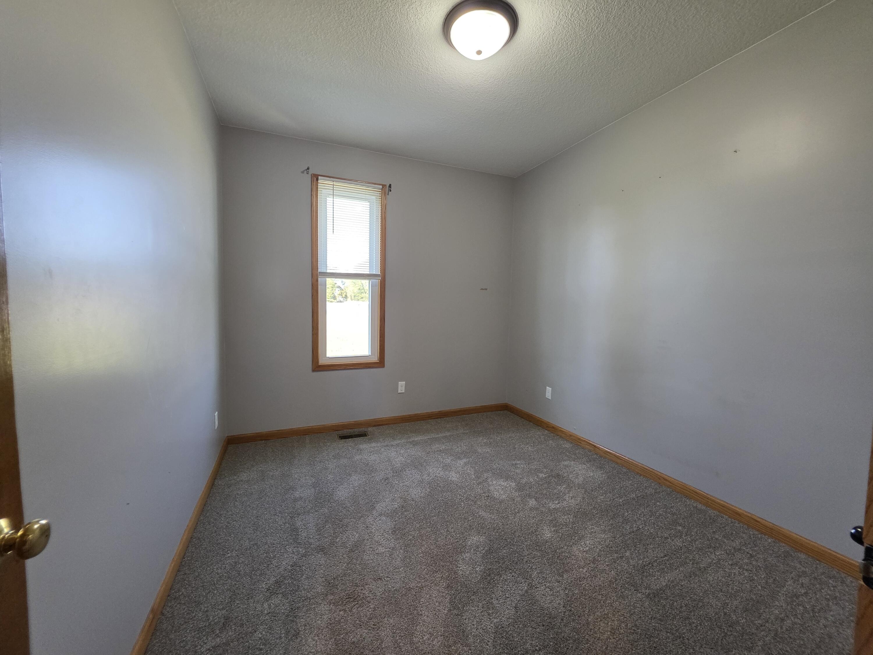 102 Wapak Street, Wapakoneta, Ohio 45895