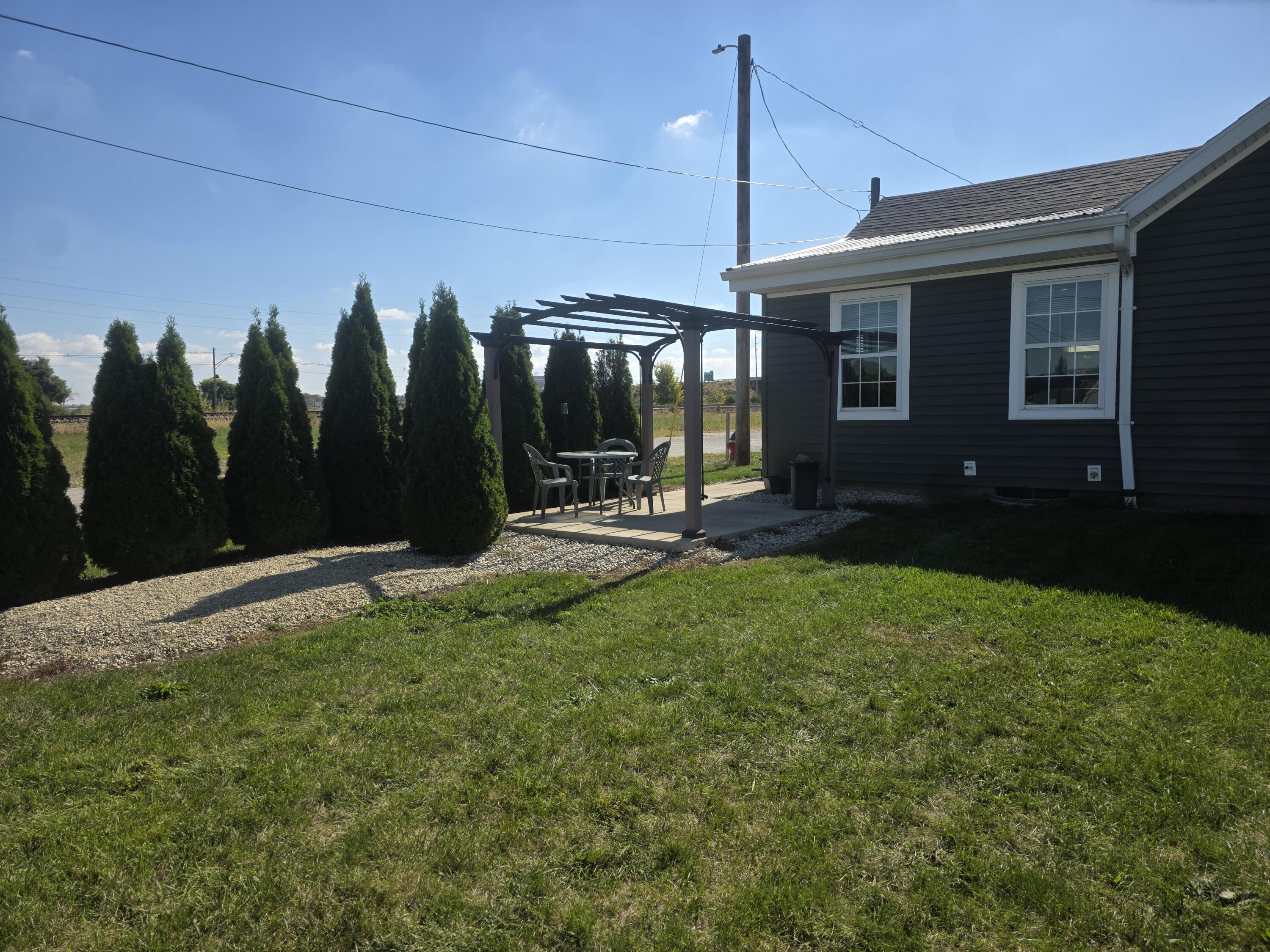 102 Wapak Street, Wapakoneta, Ohio 45895