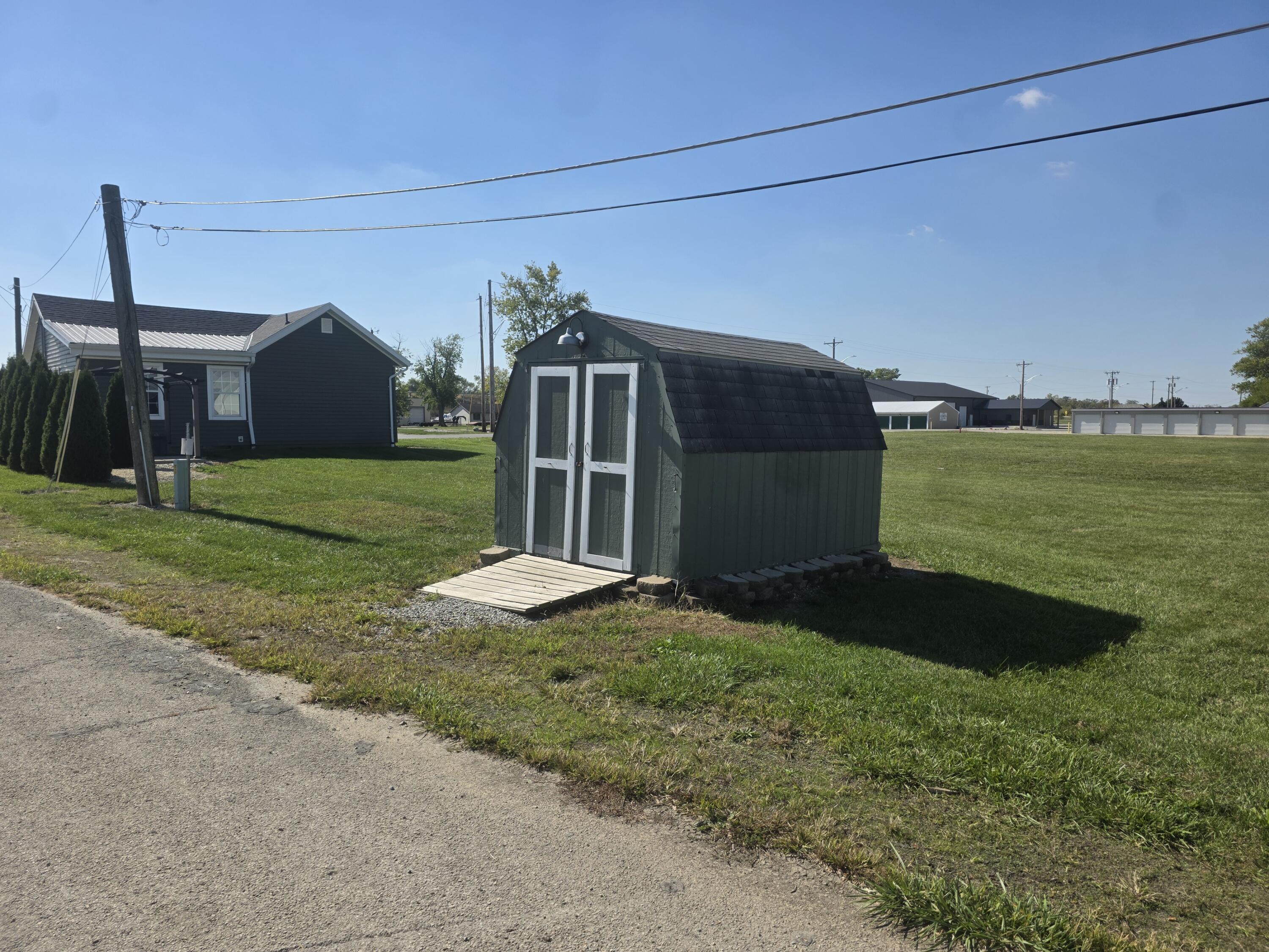 102 Wapak Street, Wapakoneta, Ohio 45895