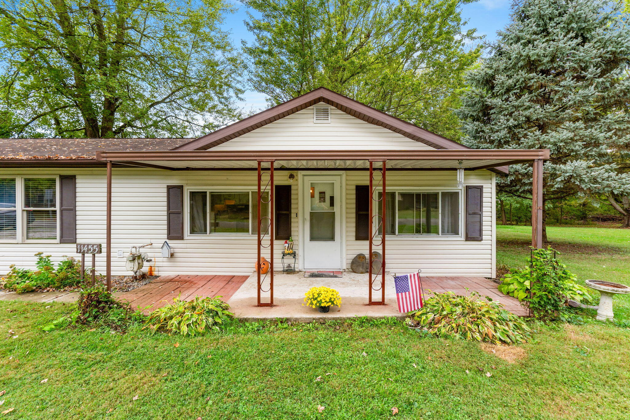 11455 Oak Street, Lakeview, Ohio 43331