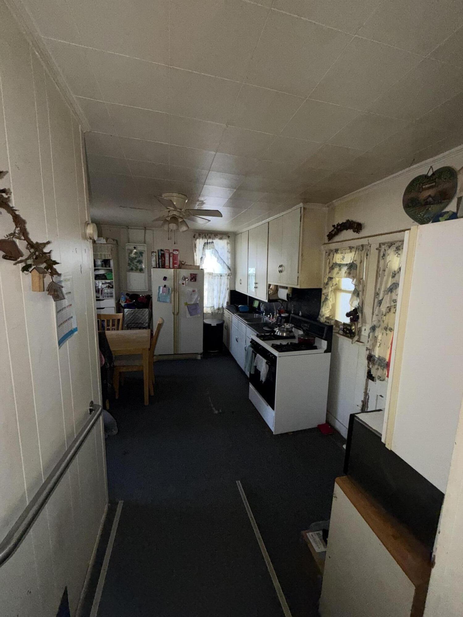 3587 Lower Valley Pike, Springfield, Ohio 45506