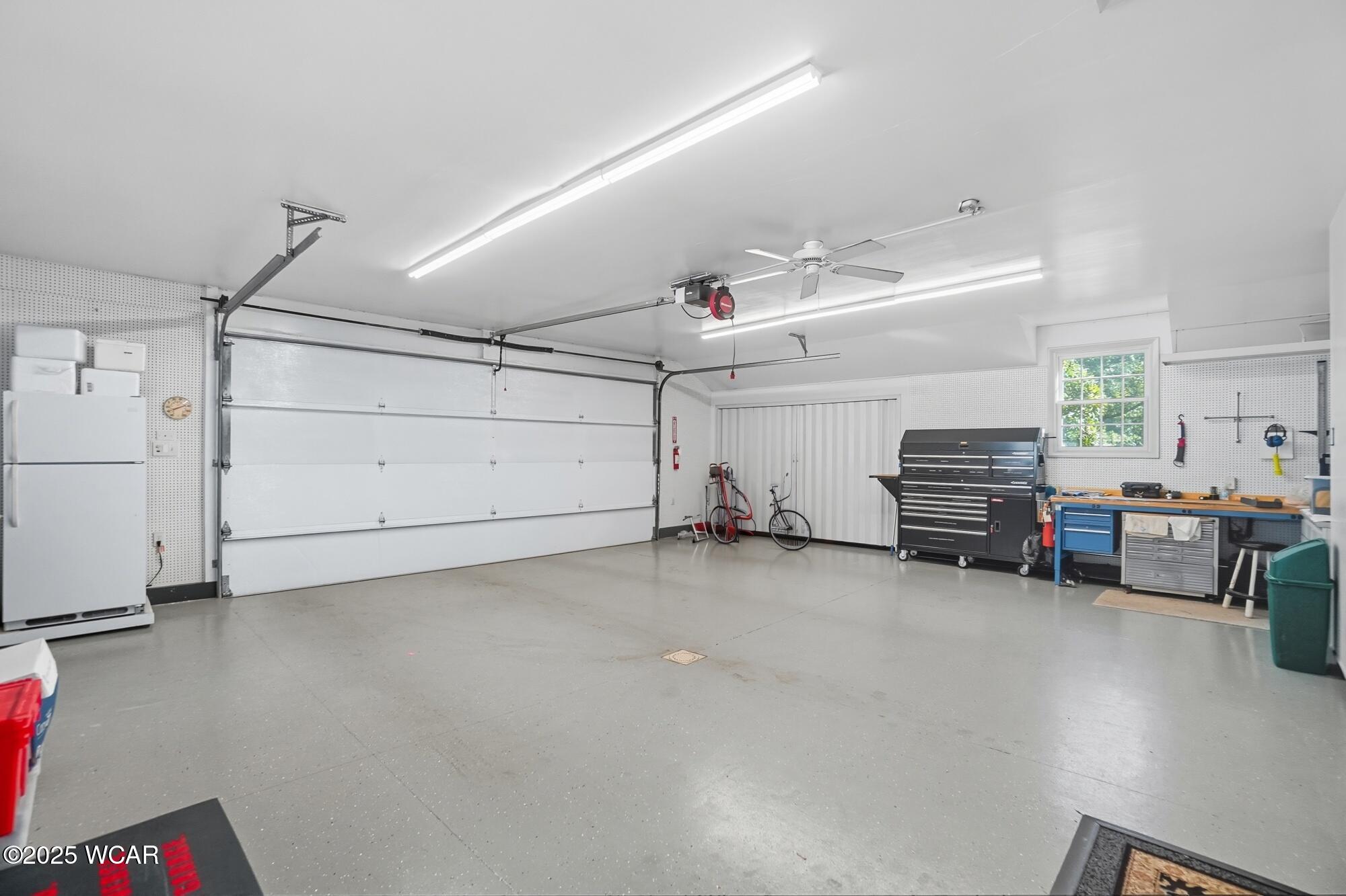 391 Fernwood Drive, Lima, Ohio