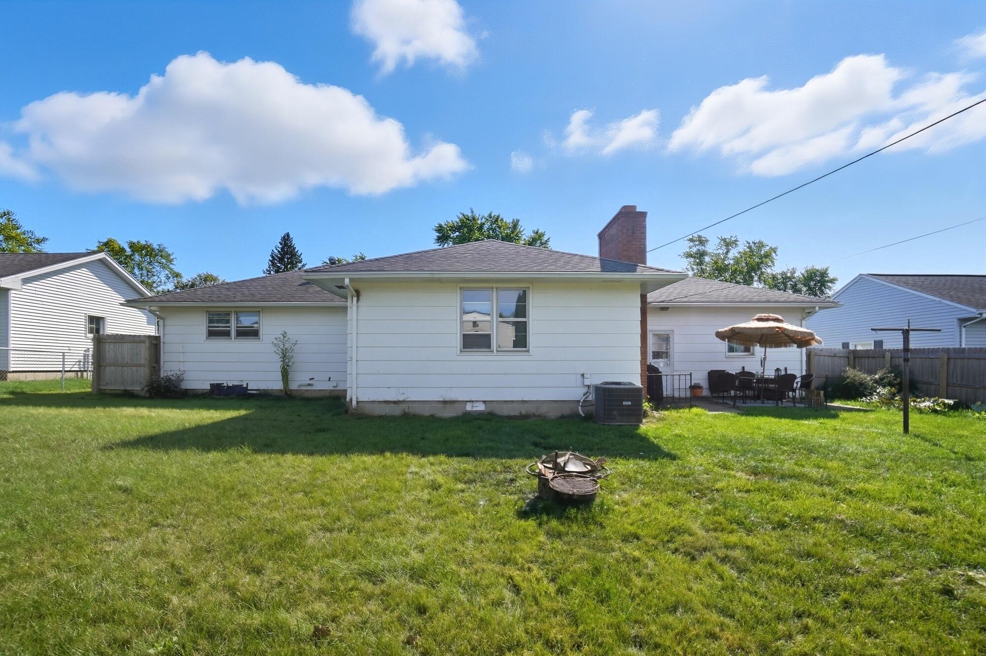 860 Amherst Drive, Urbana, Ohio 43078