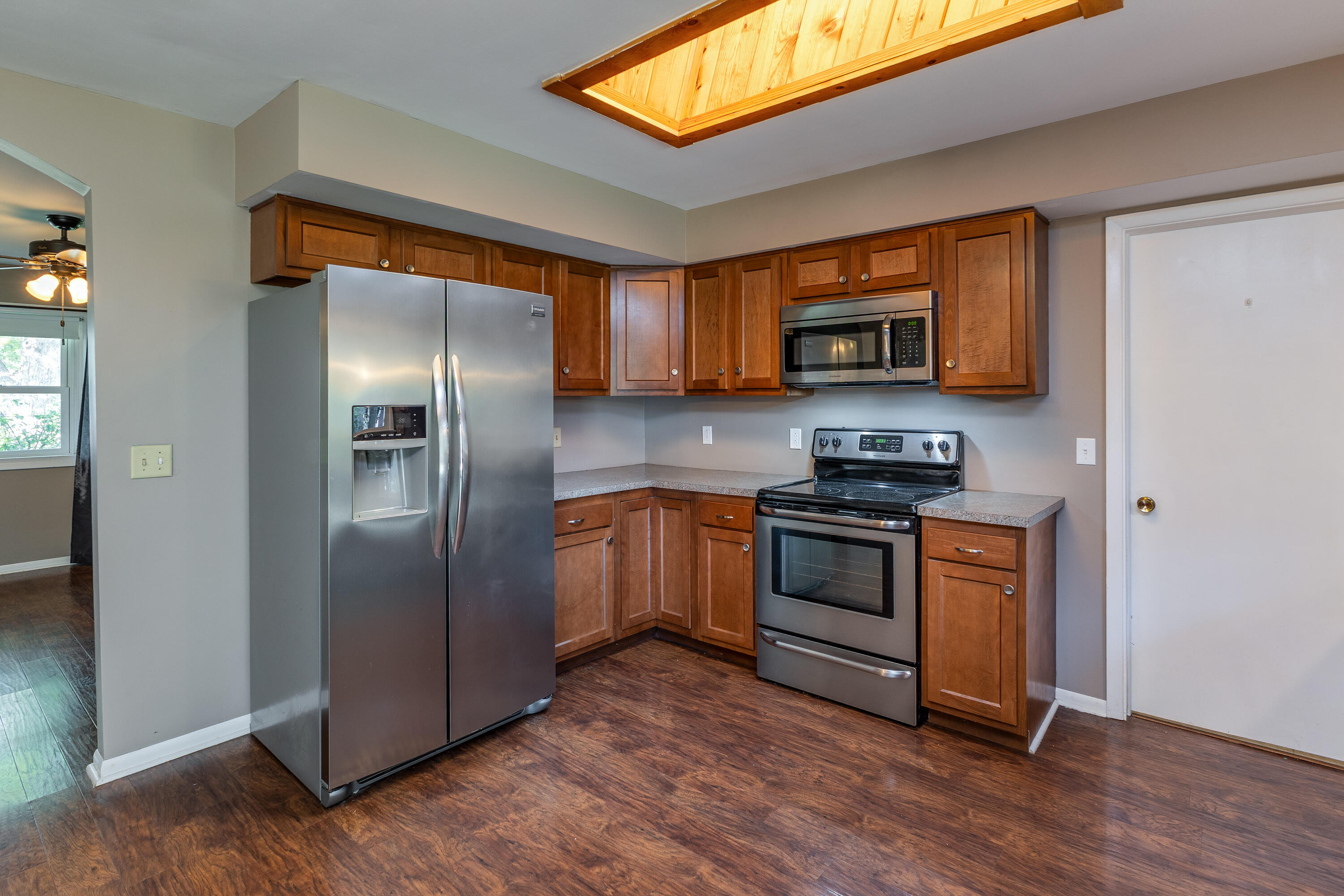 1075 Crestview Drive, Troy, Ohio 45373