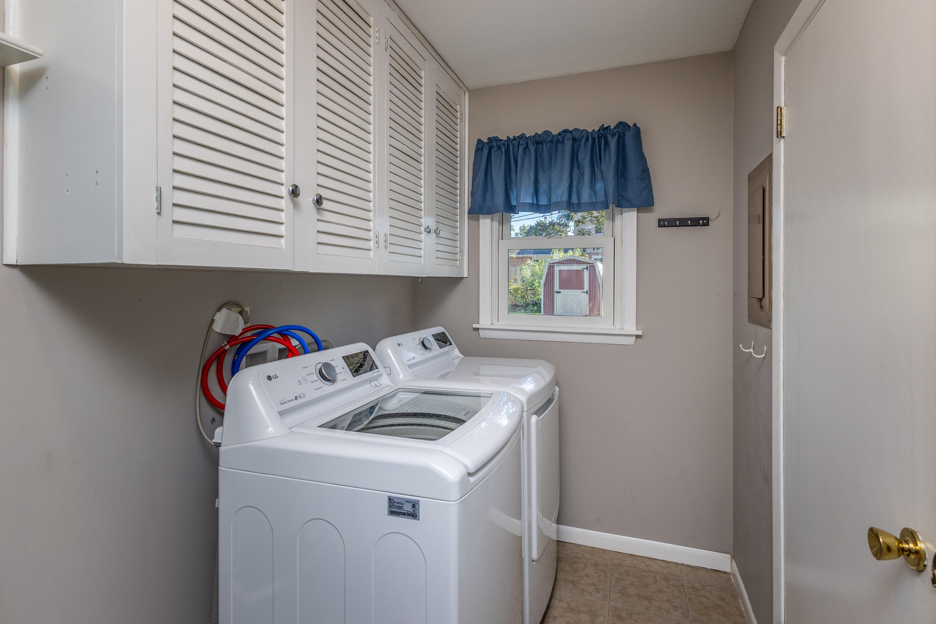 1075 Crestview Drive, Troy, Ohio 45373