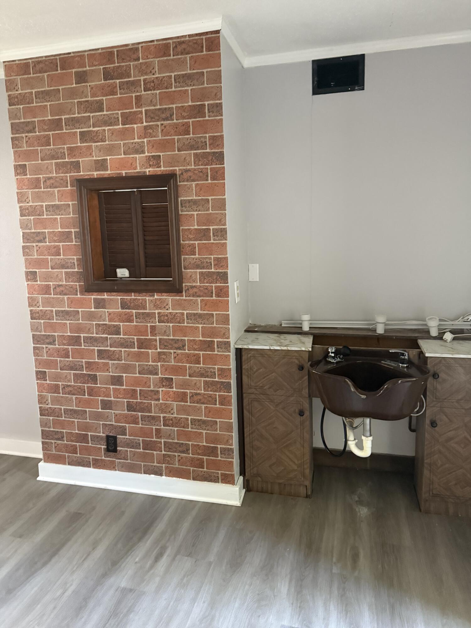 25 Main, North Hampton, Ohio 45349