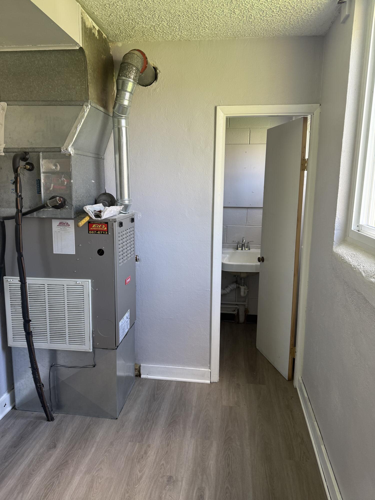 25 Main, North Hampton, Ohio 45349