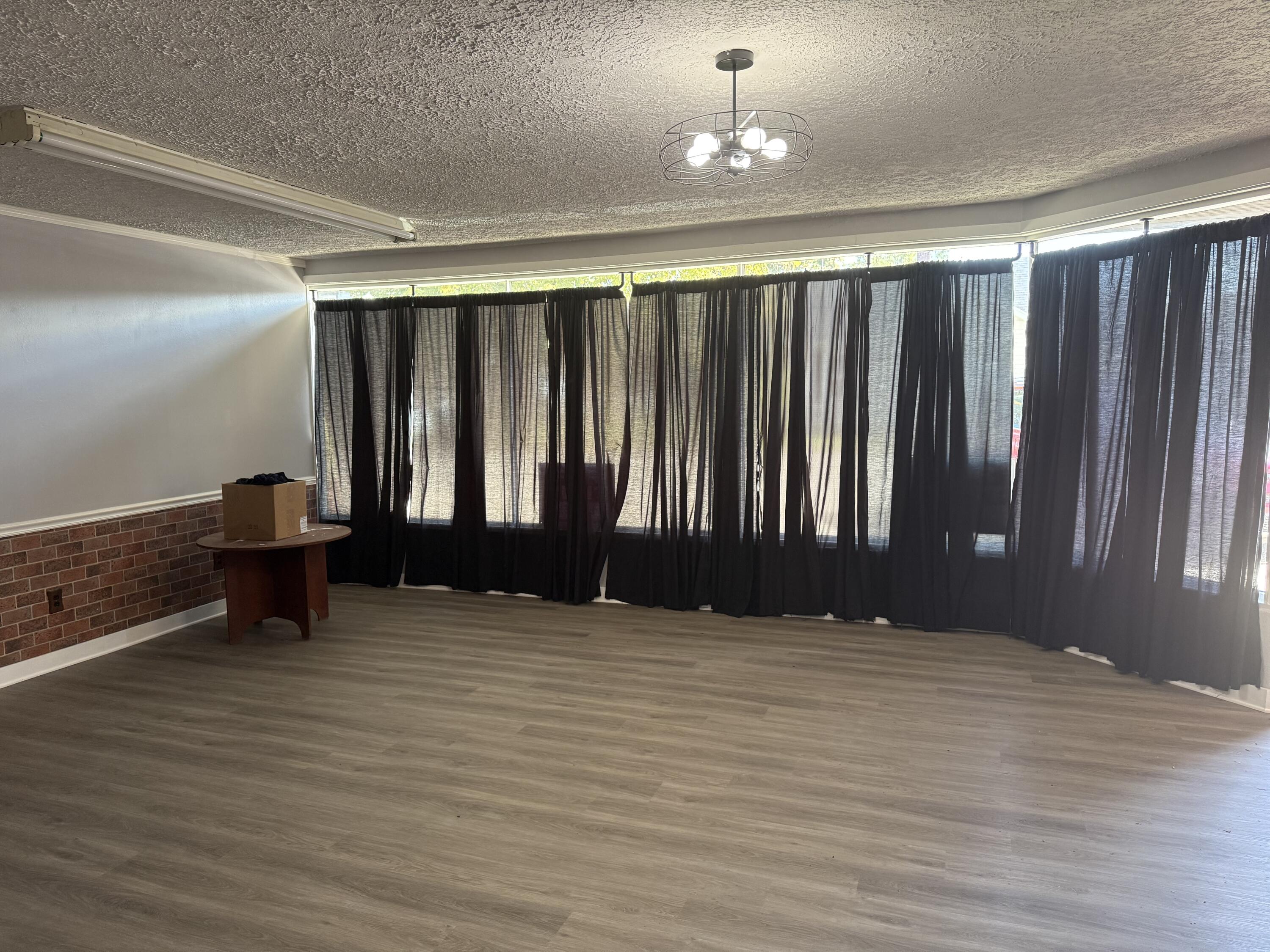 25 Main, North Hampton, Ohio 45349