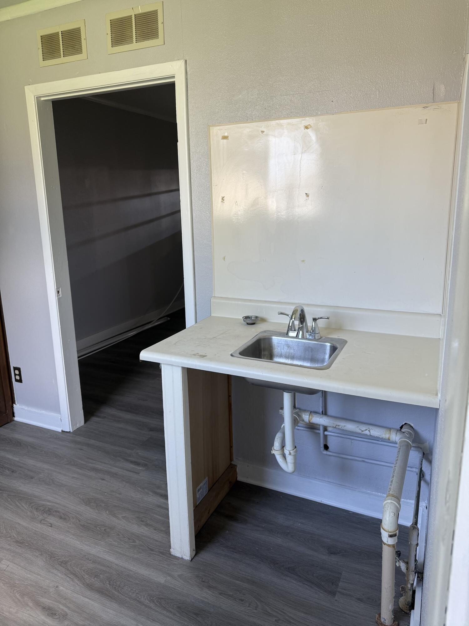 25 Main, North Hampton, Ohio 45349