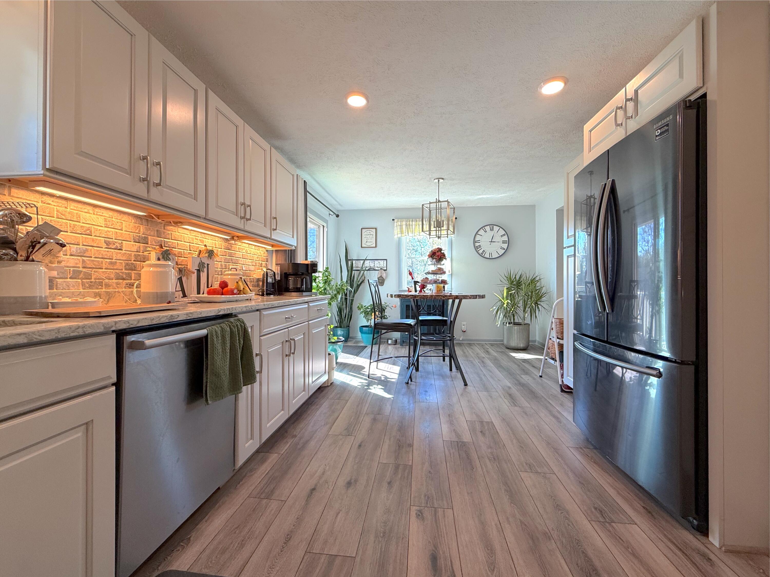 4435 State Route 274, Huntsville, Ohio 43324