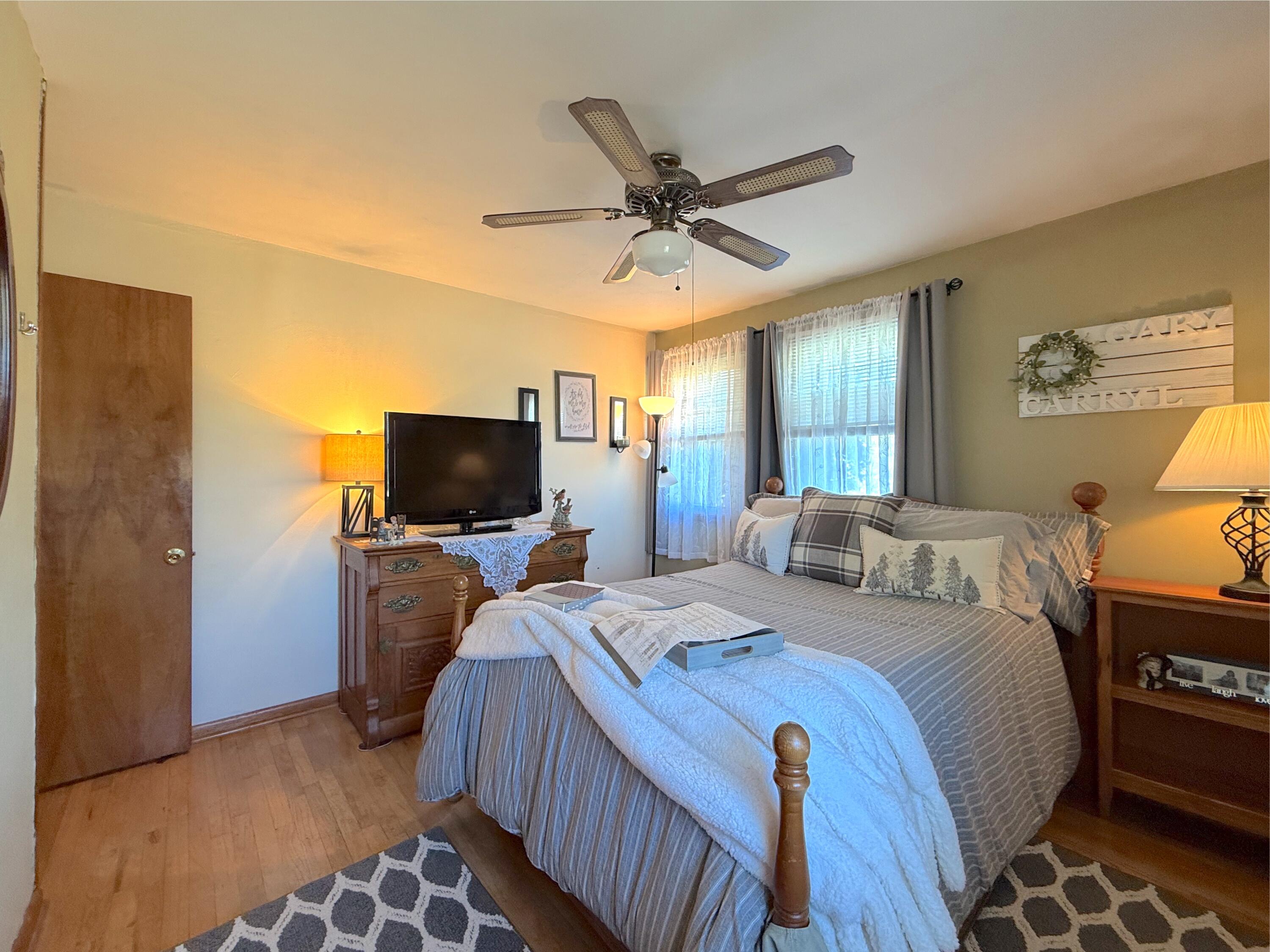 4435 State Route 274, Huntsville, Ohio 43324