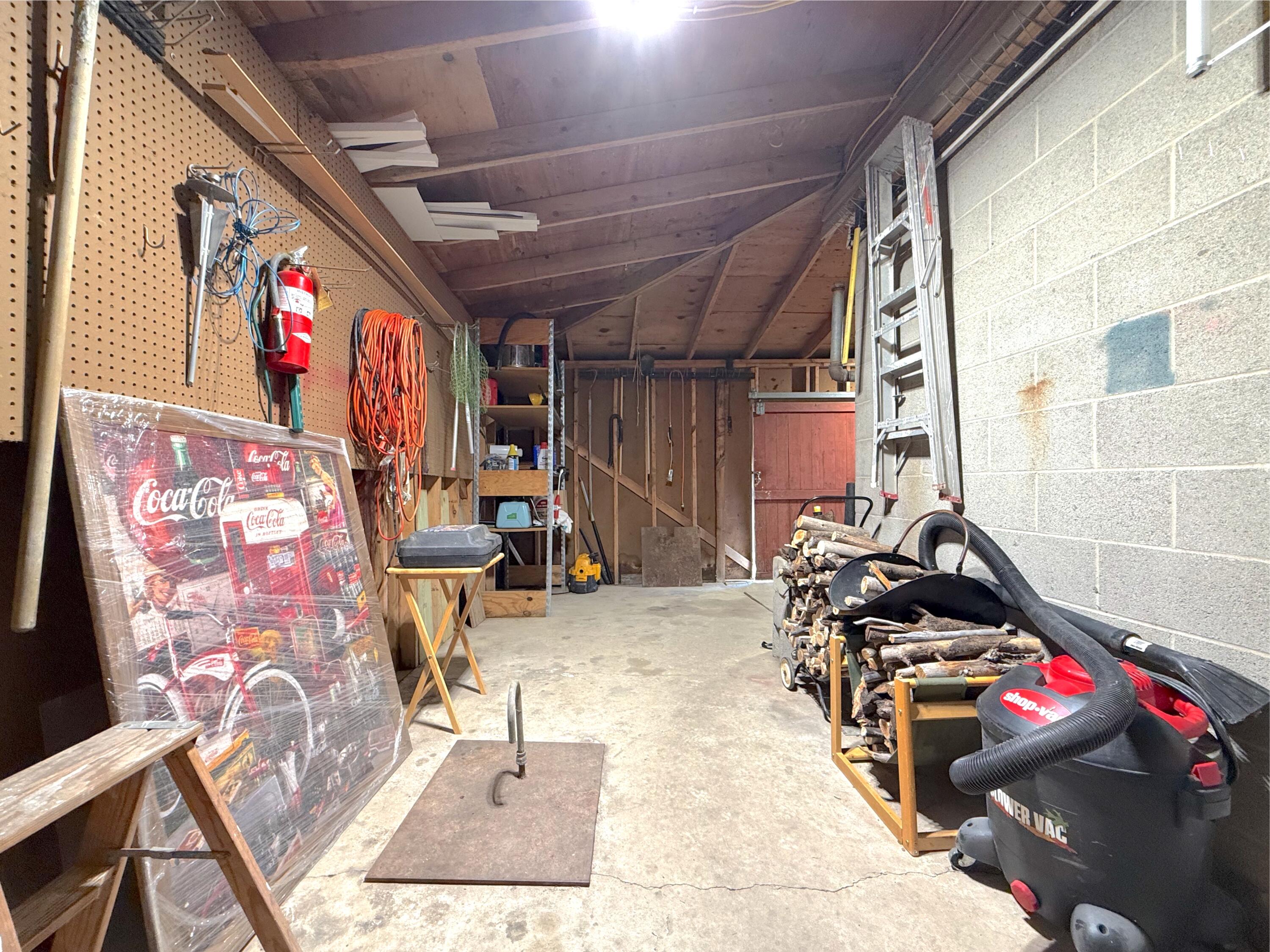 4435 State Route 274, Huntsville, Ohio 43324