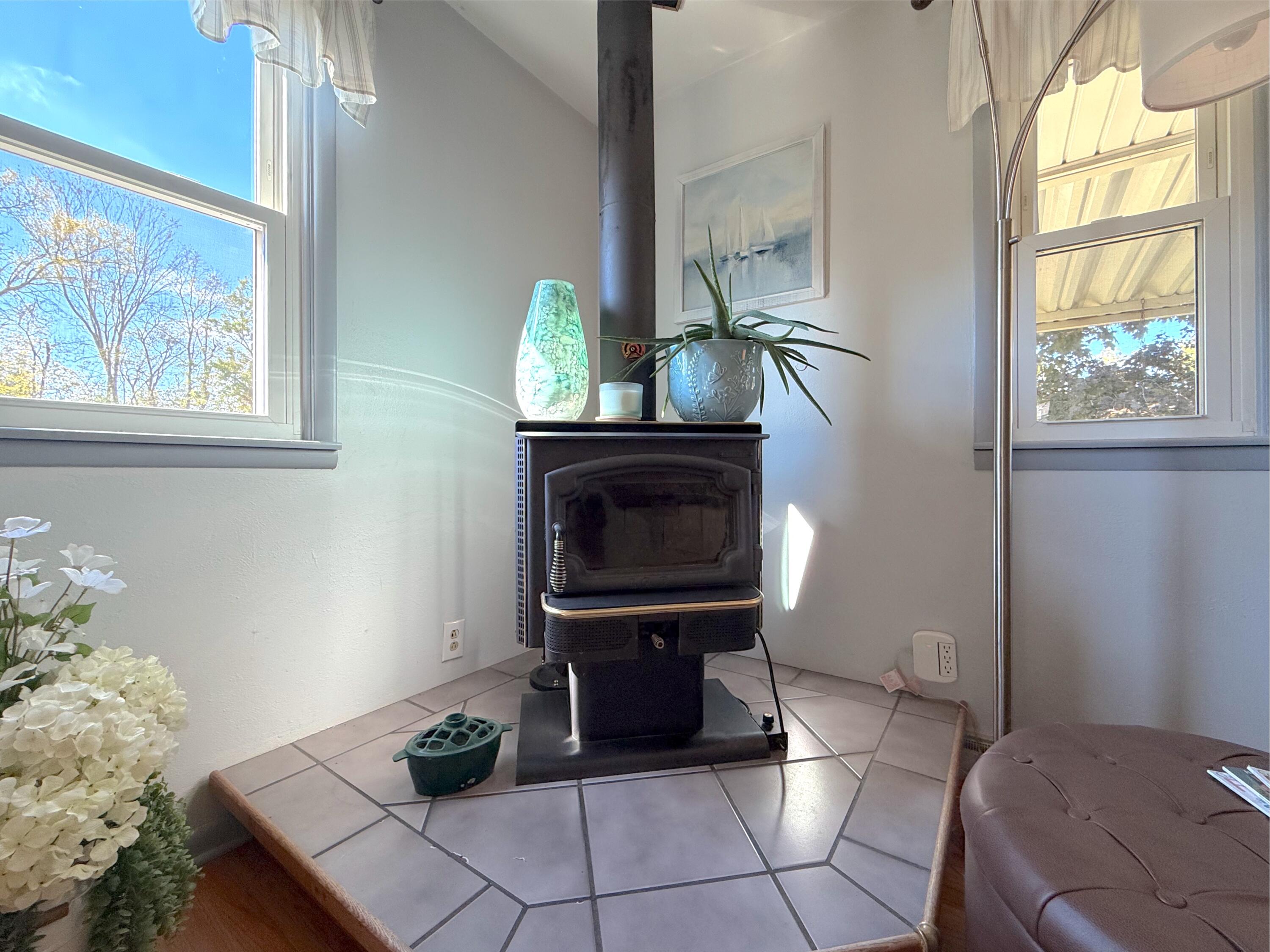 4435 State Route 274, Huntsville, Ohio 43324