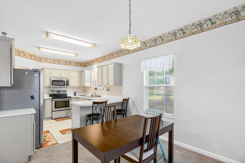 910 Cambridge, Troy, Ohio 45373