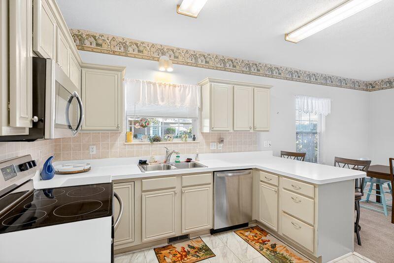 910 Cambridge, Troy, Ohio 45373