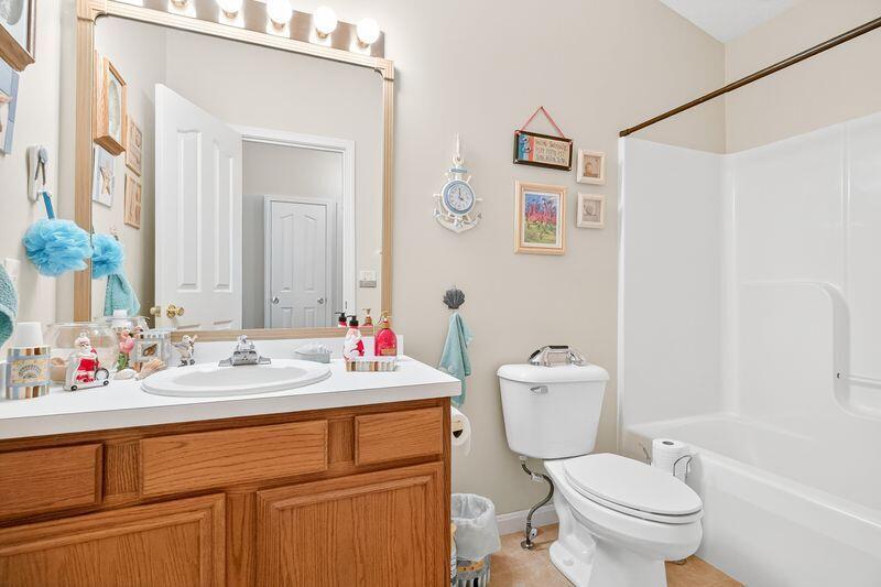 910 Cambridge, Troy, Ohio 45373